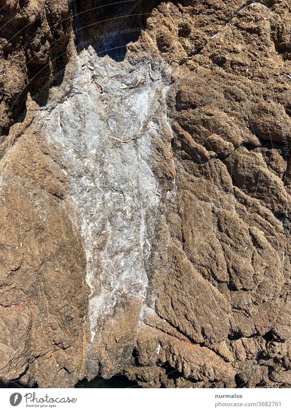 saltlake Salz Meer Stein verdunsten mittelmeer hitze sommer wasserdapf strucktur gewürz meerwasser verwittern Strand Urlaub freiheit