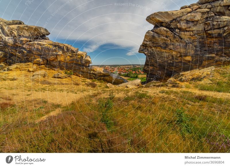 Teufelsmauer nahe Thale Natur Naturschutzgebiet Farbfoto Außenaufnahme Landschaft Menschenleer Tag Umwelt Felsen Himmel Berge u. Gebirge Wolken natürlich Hügel