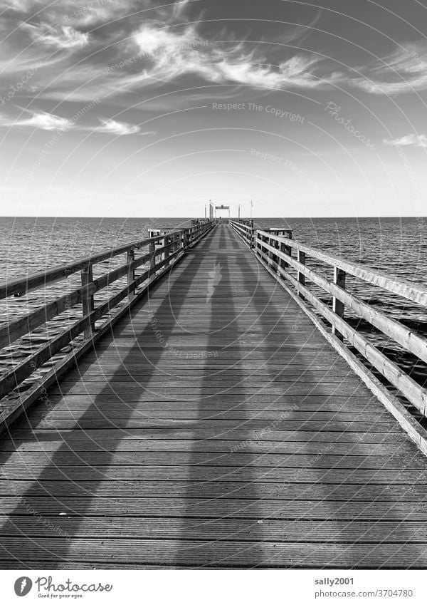 Seebrücke... Heiligendamm Ostsee Meer Mecklenburg-Vorpommern Küste Ferien & Urlaub & Reisen Ostseeküste Erholung Idylle Wasser Tourismus Außenaufnahme Wolken