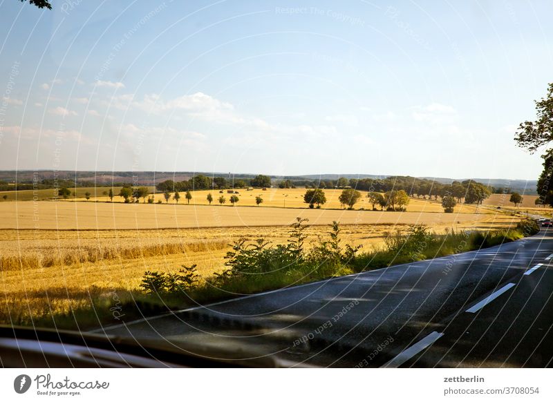 Haar bei Soest haar haarstrang soest landschaft hügel hügelland straße landstraße fahrt autofahrt ausflug reise tourismus besuch deutschland nordrhein-westfalen