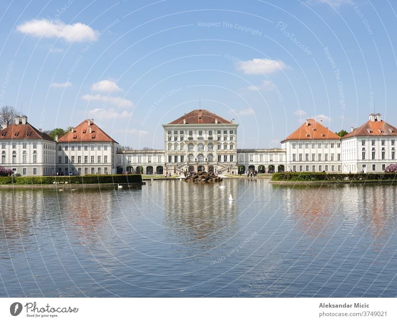 Schloss Nymphenburg (Schloss Nymphenburg) München Architektur Barock Bayern schön blau Gebäude Großstadt Europa Garten Deutschland Historie See Wahrzeichen