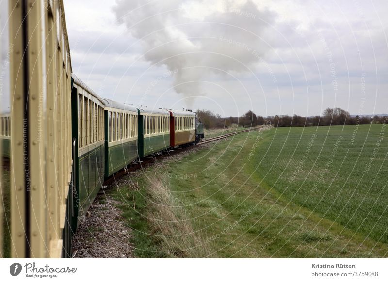 eisenbahn in der somme-bucht chemin de fer de la baie de somme somme-bucht-eisenbahn museumseisenbahn zug dampfbahn lokomotive dampflok waggons bahnwaggons