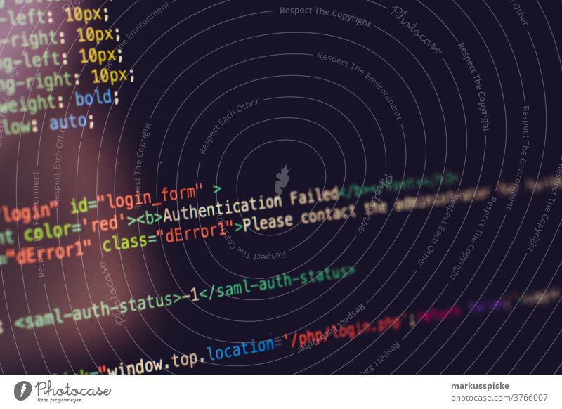 Web-Design-Entwicklung Quellcode abstrakt Hintergrund binär binär verschlüsselt Meissel Bits Byte Bytes Code Codierer Befehl Computer Konzept kreativ css css3