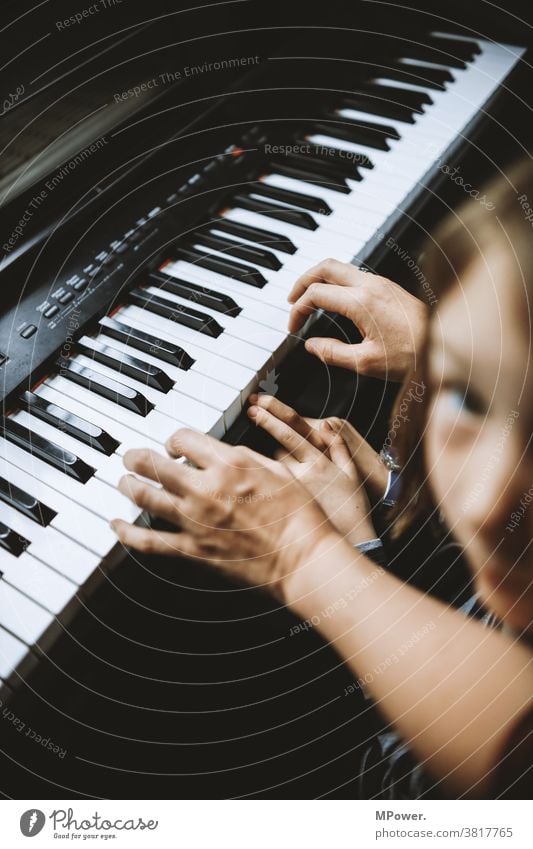 klavierunterricht Klavier Klavier spielen Klavierunterricht Hände Tasteninstrumente Spielen lernen Schüler Lehrer Keyboard Musik Musikinstrument Klaviatur