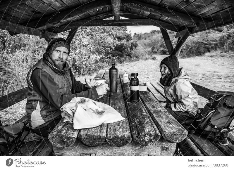 have a break Ausflug Zufriedenheit gemeinsam Zusammensein Vater Herbst Jahreszeiten Abenteuer Sohn Kindheit Wanderer Hunsrück Moseltal Mosel (Weinbaugebiet)