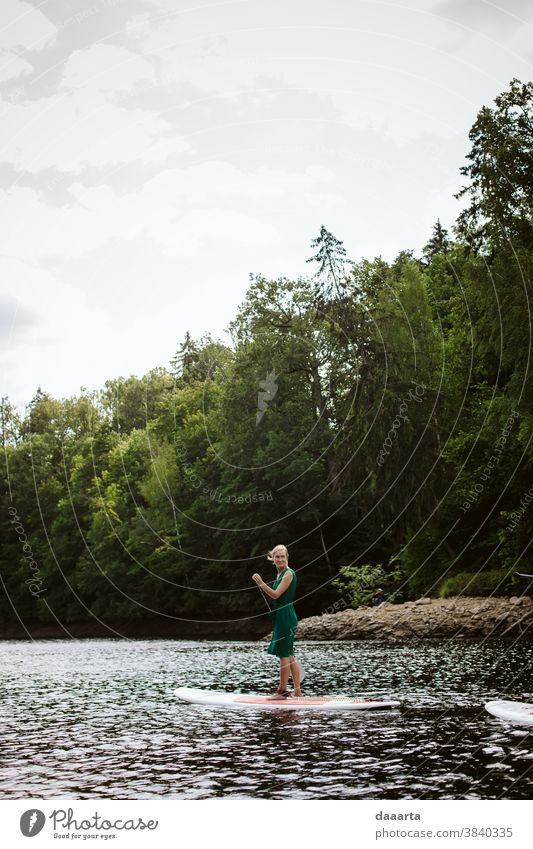 SUP Sommer II Freizeit Träume Lettland im Freien Sonnenschein gutes Wetter Ausflug jung Glück Freiheit Glücksgefühle Genuss Wind Stehpfütze Stimmung Nostalgie