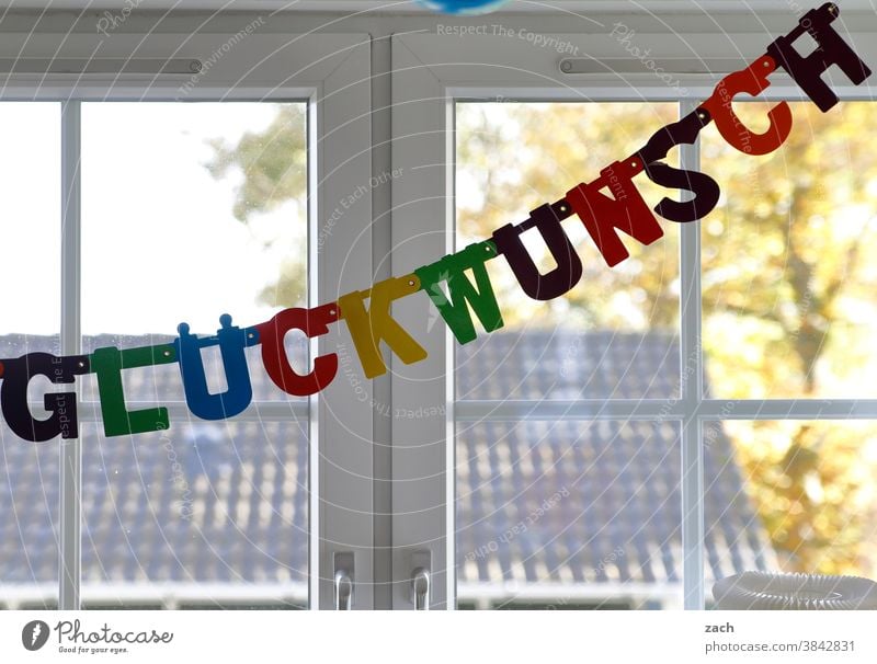 HAPPY BIRTHDAY PHOTOCASE - Glückwunsch zur 19 Herzlichen Glückwunsch Geburtstag Glückwünsche Jubiläum Feier Feiern Party Kindergeburtstag Fenster Buchstaben