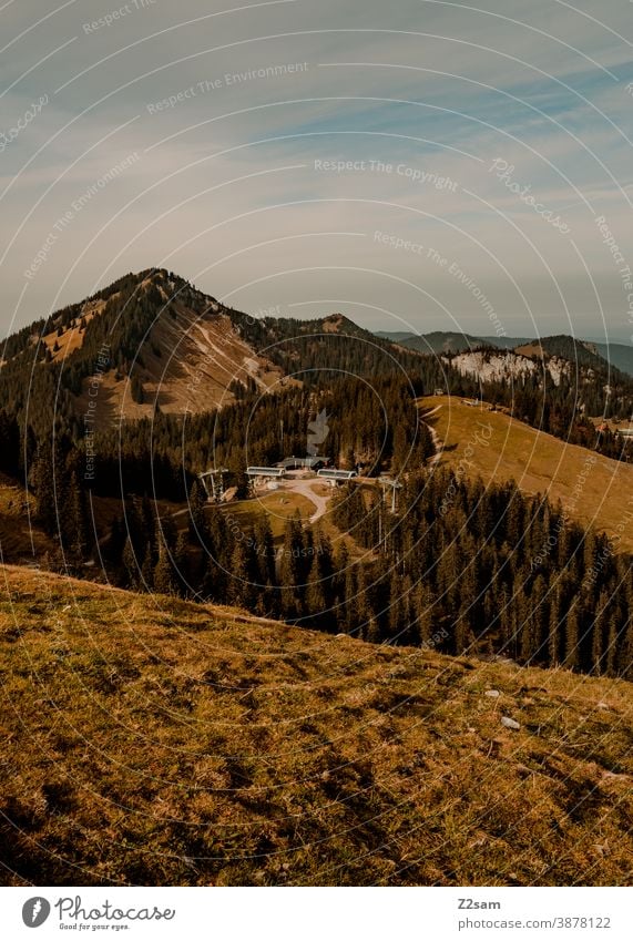 Berglandschaft in den bayerischen Alpen schliersee spitzing wandern herbstfarben outtdoor ausflug bewegung wandertour Berge u. Gebirge alpen bayern himmel blau