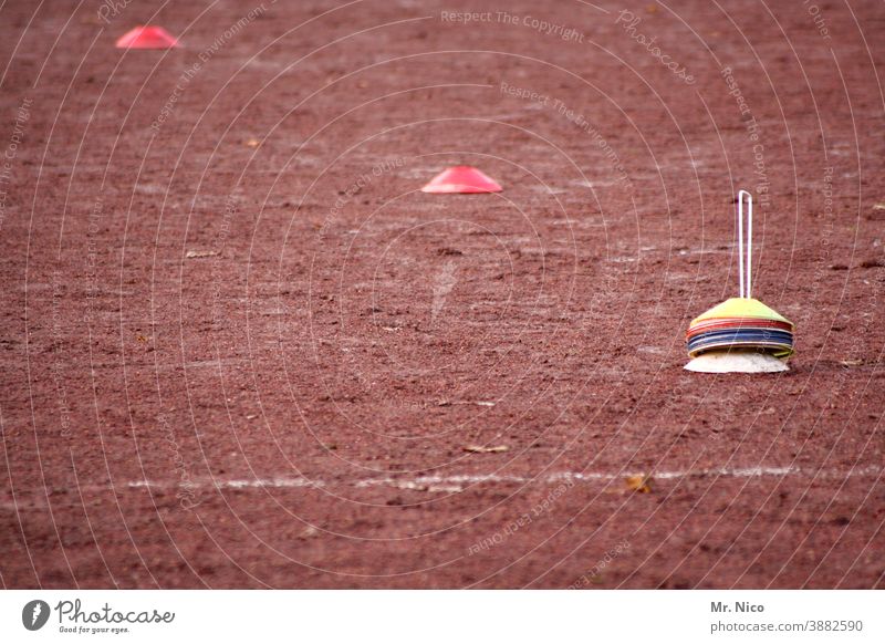 Spielfeldmarkierungen Freizeit & Hobby ascheplatz Sportplatz Hartplatz bolzplatz kreisliga Sportstätten Fußballplatz Fußballtraining sportlich Sport-Training