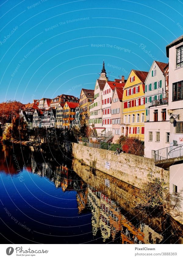 Altstadt von Tübingen Stadt Architektur Fassade Stadtzentrum Bauwerk Außenaufnahme Gebäude Nekar, Fluß, Tourismus, Deutschland