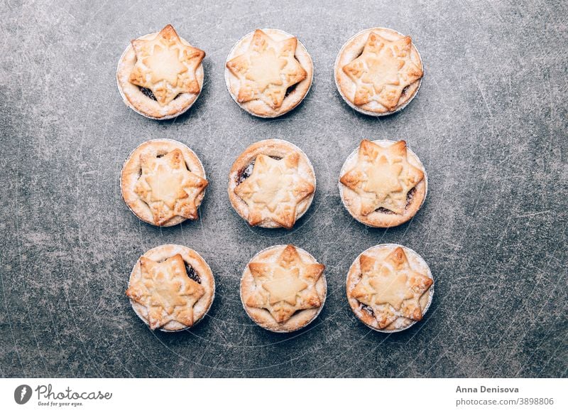 Hackfleischpasteten, traditionelles Weihnachtsessen zerkleinern Pasteten Weihnachten Lebensmittel Gebäck festlich Dessert süß Zucker Feiertag Frucht gebacken