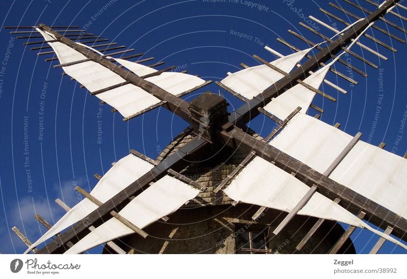 Moulin Windmühle Wolken Haus Himmel Architektur