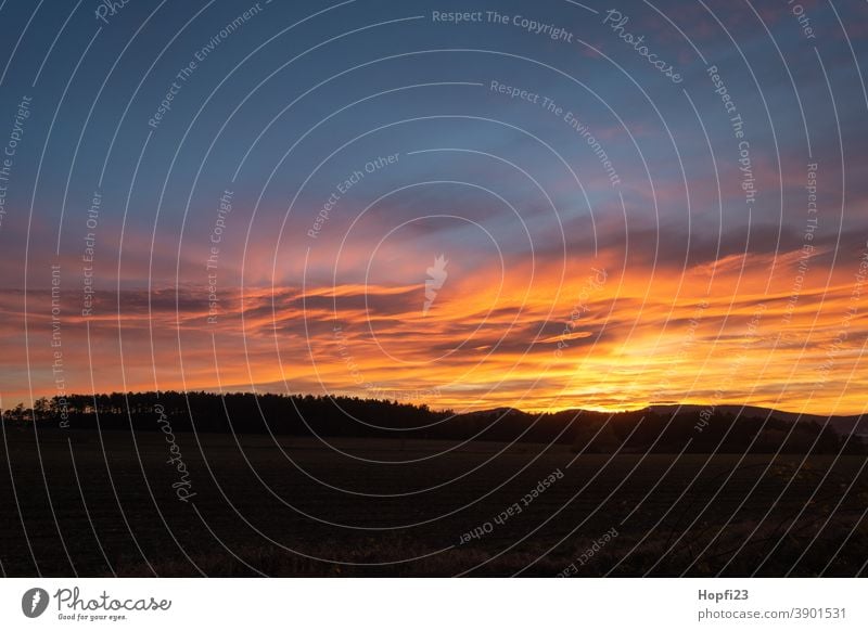 Abendrot Sonnenuntergang Himmel Abenddämmerung Wolken Natur Dämmerung Landschaft Außenaufnahme Farbfoto Menschenleer Sonnenlicht Horizont Licht Umwelt