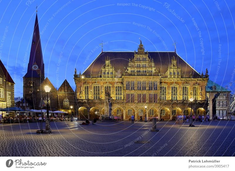 Rathausplatz Bremen bremen bremer rathaus bremer rathausplatz bauwerk historisch historisches bauwerk innenstadt reisen sightseeing urlaub wahrzeichen