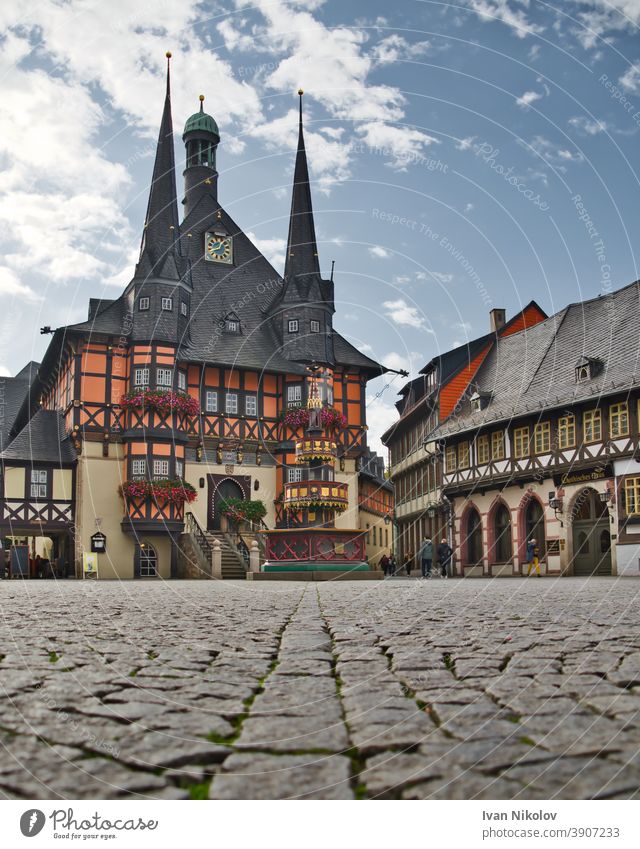 Rathaus Wernigerode, Sachsen-Anhalt, Deutschland Harz Altstadt Marktplatz Sehenswürdigkeit Brunnen Architektur Mittelalter mittelalterlich Außenaufnahme