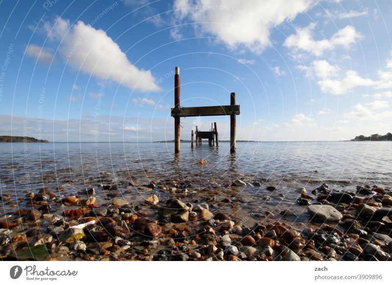 blau machen Meer Küste Wasser Landschaft Natur Strand Wellen Ostsee ostseeküste Ostseeküste Buhne Buhnen Holz Idylle Dänemark Himmel Wolken Horizont