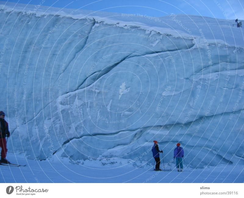 blaues eis Berge u. Gebirge Schnee 2 menschen Eis kleine personen