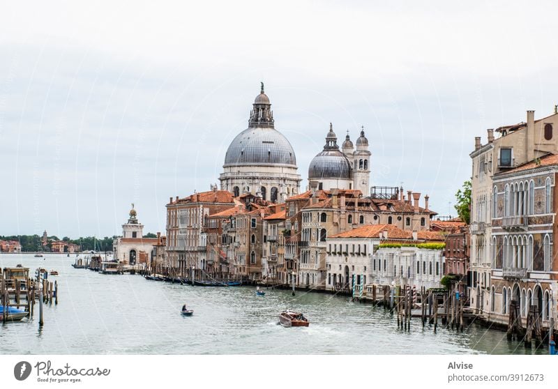 la Madonna della Salute Italien Venedig Italienisch Kirche Kanal Tourismus reisen venezia herrschaftlich venezianisch Veneto großer Kanal Canal Grande