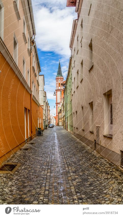 Straubing in Bavaria straubing stadt niederbayern deutschland architektur gebäude kultur tradition turm fußgängerzone altstadt sommer haus fassade hausfassade