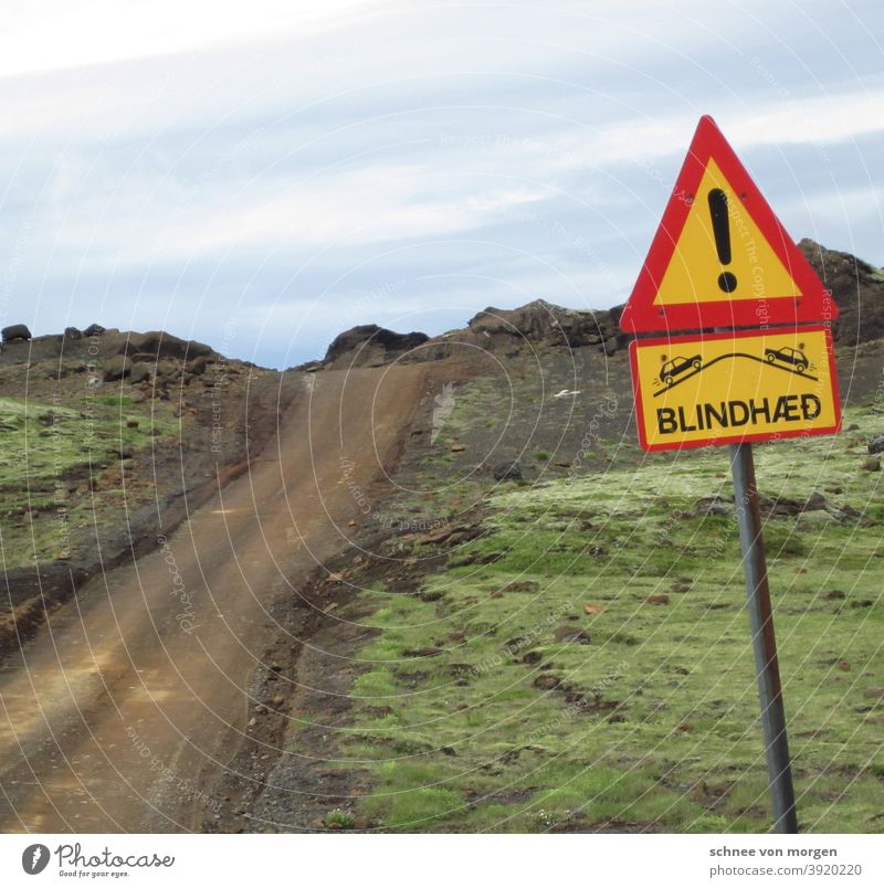 herausforderung Straße Wege & Pfade Wetter Island isolation Gelände Außenaufnahme Natur Menschenleer Umwelt Berge u. Gebirge Ferien & Urlaub & Reisen Wolken