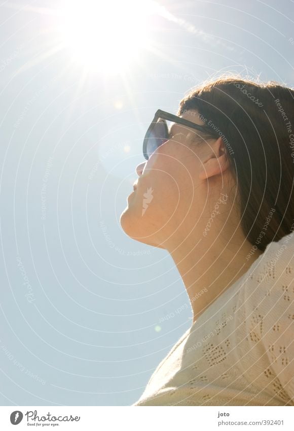 der sonne entgegen Leben harmonisch Wohlgefühl Zufriedenheit Erholung Ferien & Urlaub & Reisen Freiheit Sommer Sommerurlaub Sonne feminin Junge Frau Jugendliche