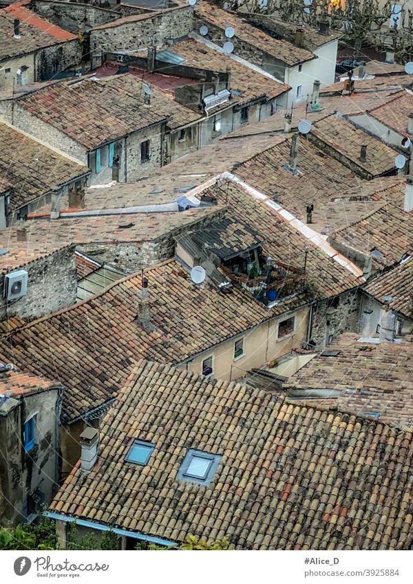 Viviers Frankreich exterior church city street antique broken window buildings nobody overlooking residential urban culture typical travel house ardeche europe