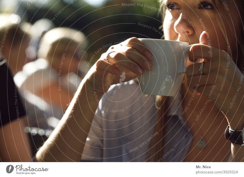 Am heißen Kaffee verbrannt ... ist nur ne Schlürfwunde Tasse Kaffeetasse Kaffeepause Getränk Heißgetränk Kaffeetrinken genießen Café Frühstück Kaffeebecher