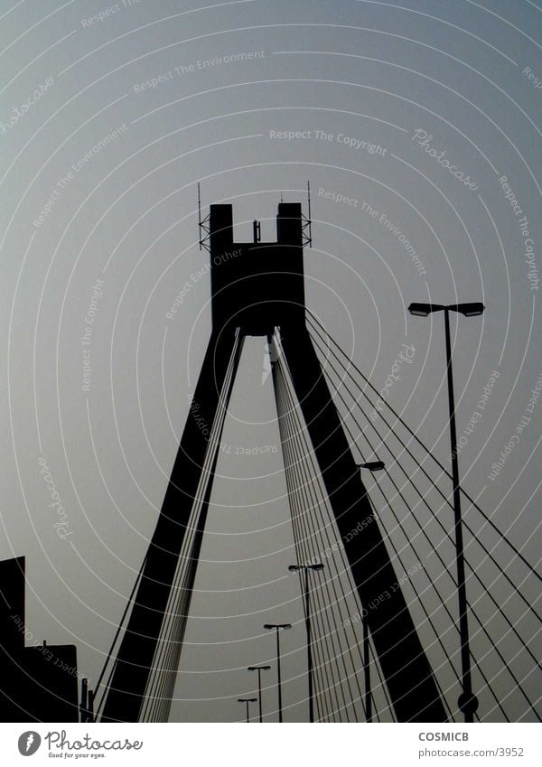 die Brücke Abenddämmerung Stil Stahl Laterne Dinge