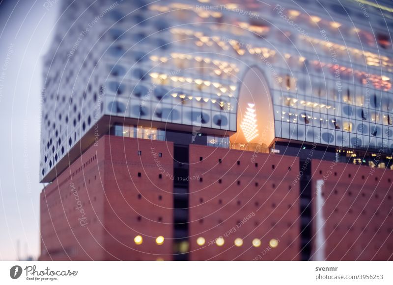 Elbphilharmonie Hamburg Tilt-Shift verschwommen Bokeh Architektur Miniatur Tourismus Ferien & Urlaub & Reisen Speicherstadt Lichter Großstadt Städtereise