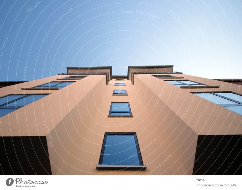 Geschmackssache Schönes Wetter Haus Hochhaus Bauwerk Gebäude Architektur Mauer Wand Fassade Fenster Etage ästhetisch bedrohlich eckig gigantisch hoch modern