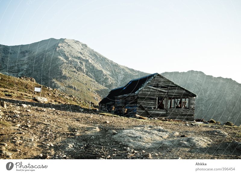 Altes Holzhaus in den Bergen von Korsika exotisch harmonisch Ferien & Urlaub & Reisen Tourismus Ausflug Abenteuer Ferne Freiheit Expedition Berge u. Gebirge