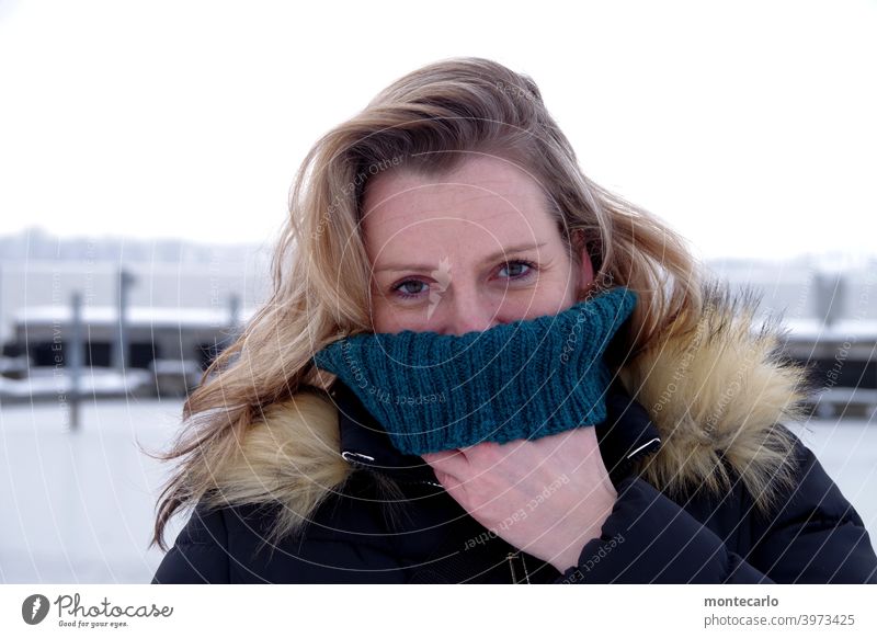 Portrait | Nicht Regelkonform | Mund-Nasenabdeckung | Corona Thoughts gesichtsausdruck augen Leben Gesicht Blick authentisch nah Zuversicht Porträt seriös