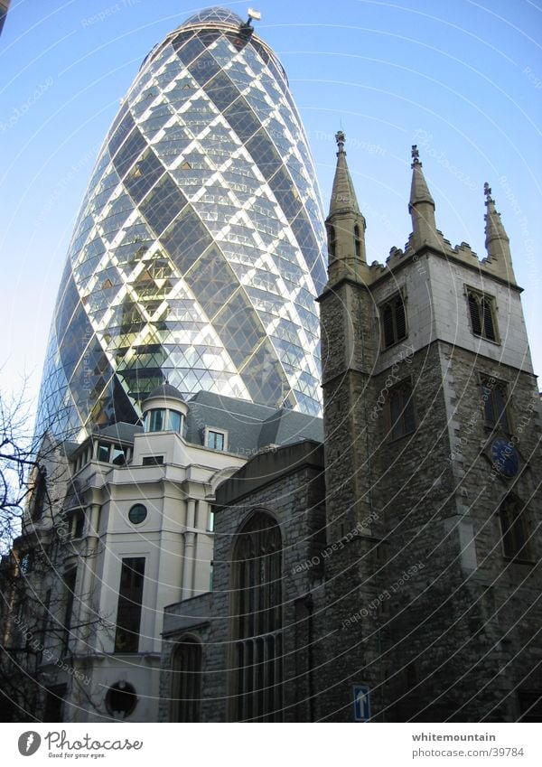 modern times London Hochhaus Bürogebäude Architektur the gherkin sir norman foster Skyline die gurke Religion & Glaube 30 St Mary Axe