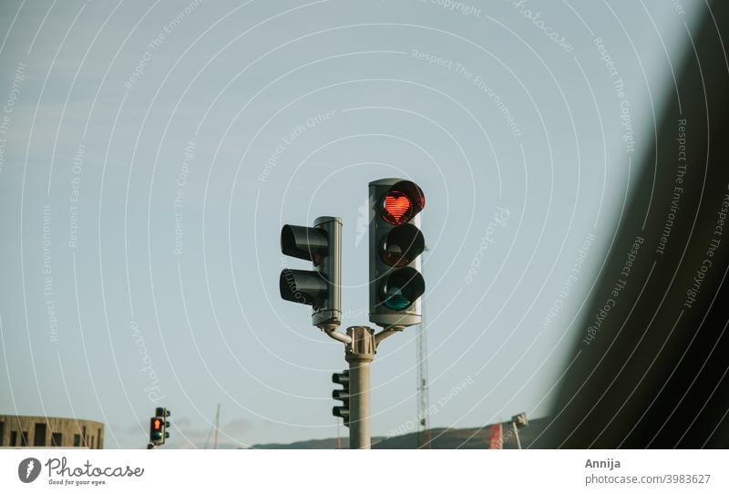 Herz im Verkehr Rotlicht Valentinstag romantisch Liebe Feiertag Romantik Ampel lustig Symbole & Metaphern Dekoration & Verzierung