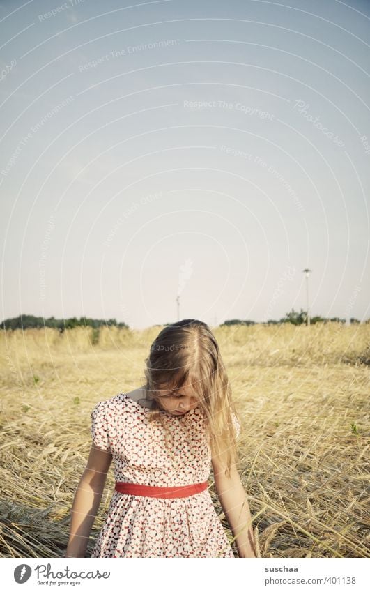 mädchen V feminin Mädchen Kindheit Körper Haut Kopf Haare & Frisuren Gesicht Arme 1 Mensch 8-13 Jahre Umwelt Natur Landschaft Luft Himmel Sommer Klima