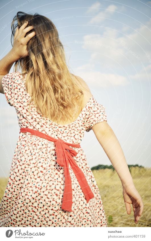 mädchen VI feminin Kind Mädchen Junge Frau Jugendliche Kindheit Kopf Haare & Frisuren Rücken Arme 8-13 Jahre Umwelt Natur Landschaft Himmel Sommer Klima Wetter