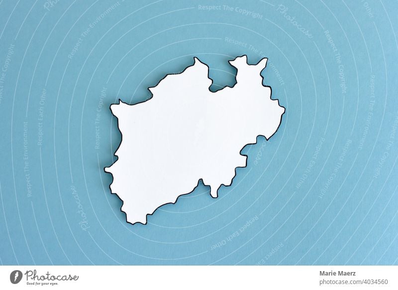 Bundesland Nordrhein-Westfalen neutral Umriss Design minimalistisch Hintergrundbild Strukturen & Formen Hintergrund neutral Papier Papierschnitt weiß Silhouette