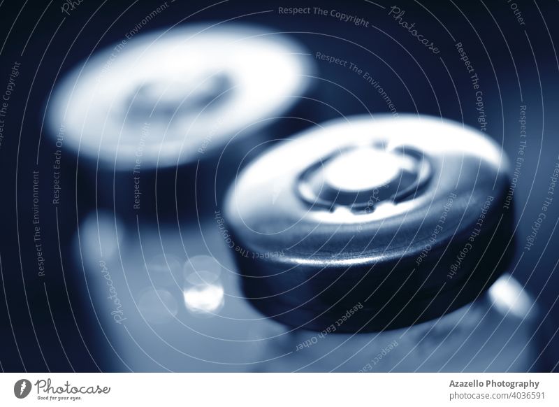 Glasflaschen mit Medikamenten in Unschärfe Ampulle ampul Hintergrund Biologie verschwommen Flasche Pflege Nahaufnahme Konzept Container Coronavirus Dosis