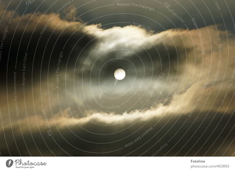 Mittelpunkt Himmel Wolken Sonne Sonnenlicht Wetter dunkel hell bedrohlich Farbfoto Gedeckte Farben Außenaufnahme Detailaufnahme Menschenleer Tag Licht