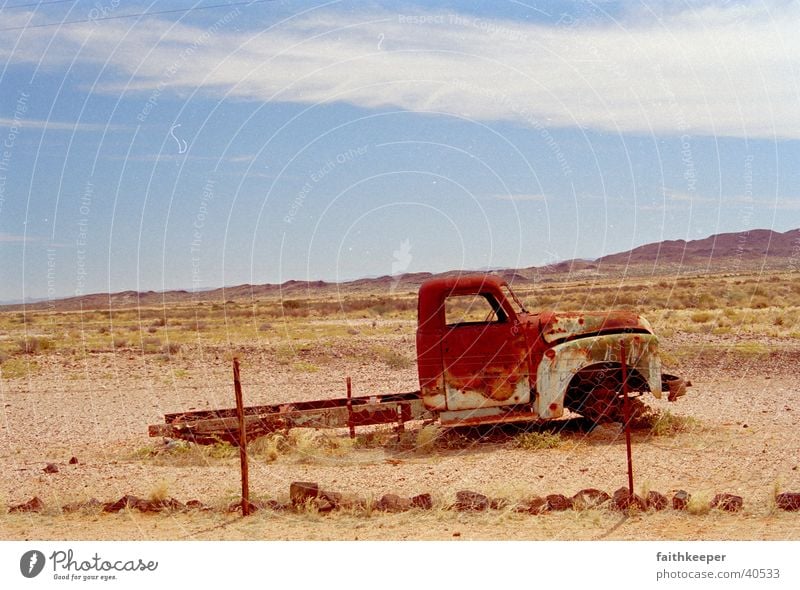 road truck Afrika Wolken Wüste Lastwagen Blauer Himmel Landschaft