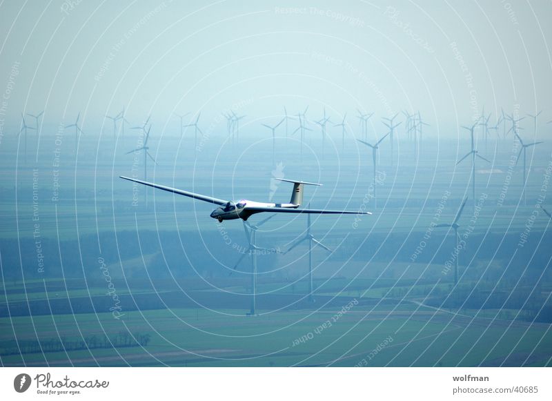 Wind Power Elektrizität Flugzeug Segelfliegen Windkraftanlage Extremsport Selgelflieger Aufwind wolfman wk@weshotu.com