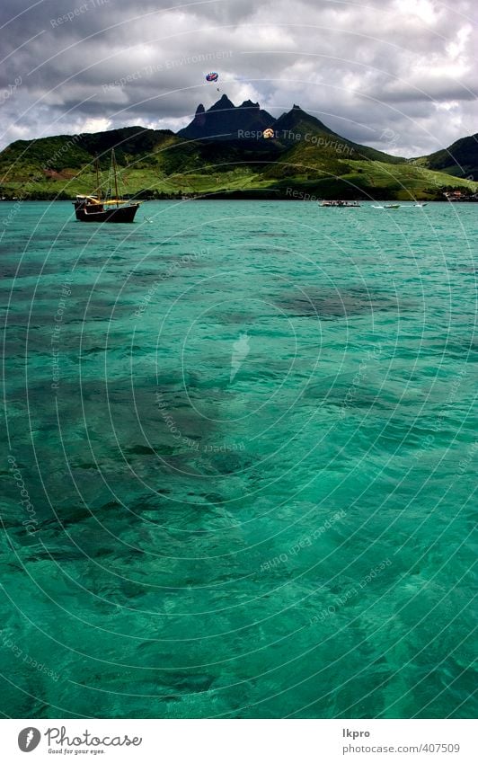 tropische Lagune Hügel schiffbar Schaum bewölkt Pira Freude Ferien & Urlaub & Reisen Ausflug Strand Meer Wellen Berge u. Gebirge Segeln Seil Pflanze Sand Himmel