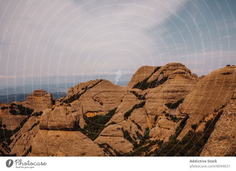 Aussichten auf den Berg von Montserrat Panorama Berge katalonien spanien Sonnenuntergang Aufstieg Klettern natürlich Wahrzeichen Tourismus Sommer Europa