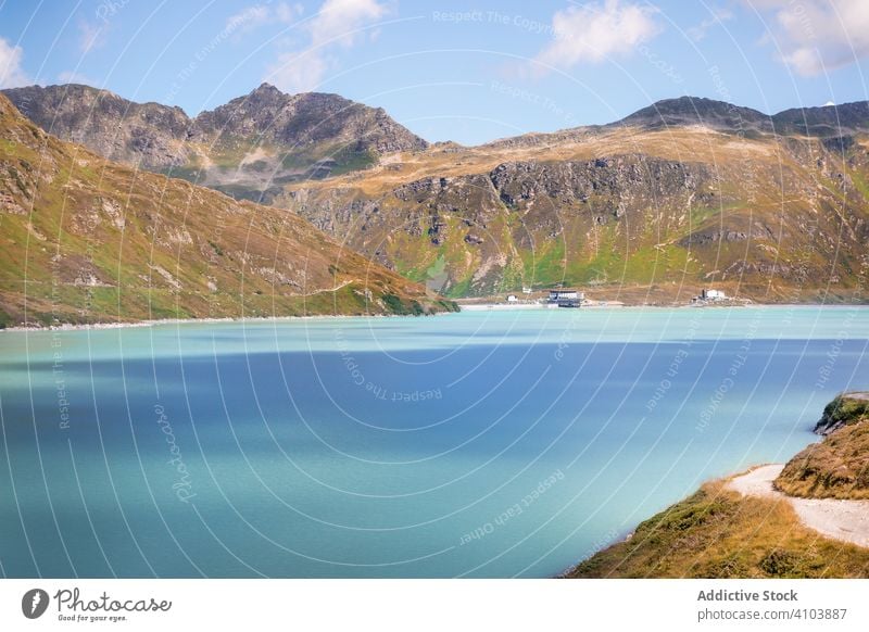 Malerischer Bergsee und wilde Natur Landschaft Berge u. Gebirge See malerisch abgelegen Wasser Hügel Österreich atemberaubend Sommer alpin friedlich ländlich