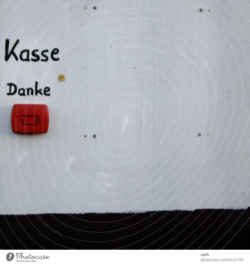 Bitte | Danke Fassade Wand Hausmauer Mauer Kasse danke schön danken Dankeschön dankbar Wort Dankbarkeit kassieren Geld verkaufen Verkauf weiß schwarz