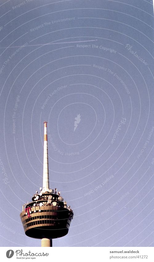 funk Deutsche Telekom Flugzeug Funkturm Architektur Himmel Turm blau