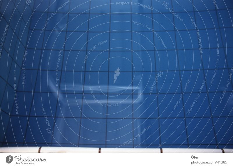 Pack die Badehose ein... Schwimmbad Wasserspiegelung Beckenrand Schifffahrt Fliesen u. Kacheln