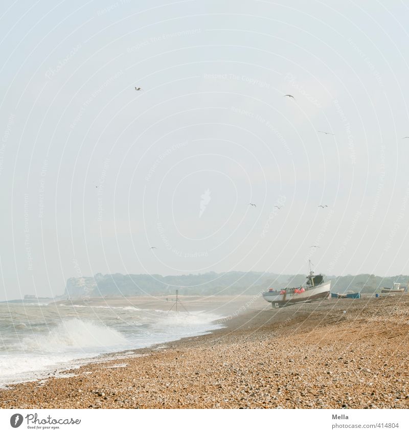 Fischers freier Tag Umwelt Natur Landschaft Sand Wasser Himmel Wellen Küste Strand Meer Schifffahrt Fischerboot Wasserfahrzeug Erholung Sehnsucht Fernweh Pause