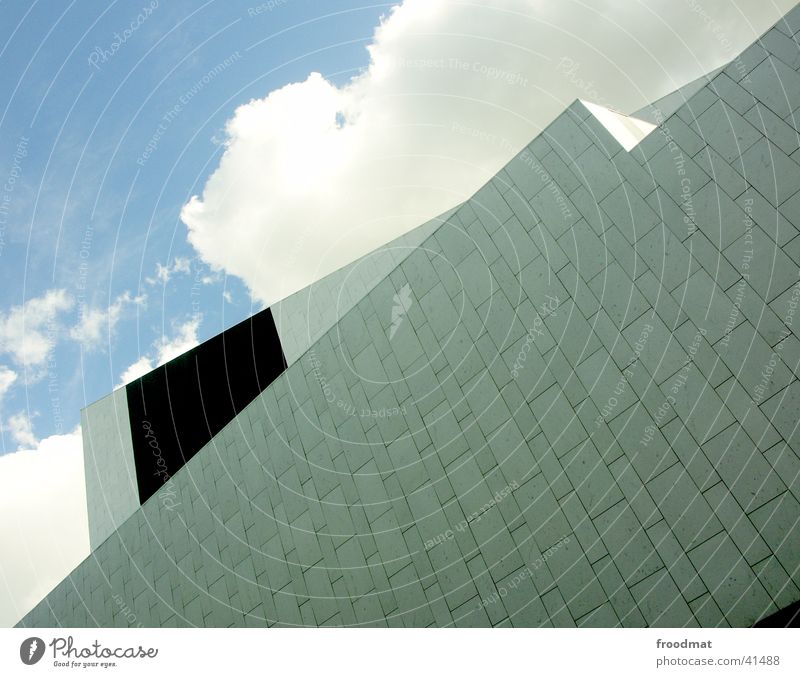 Architektur - Helsinki #1 graphisch Wolken Fassade Sommer Perspektive Himmel