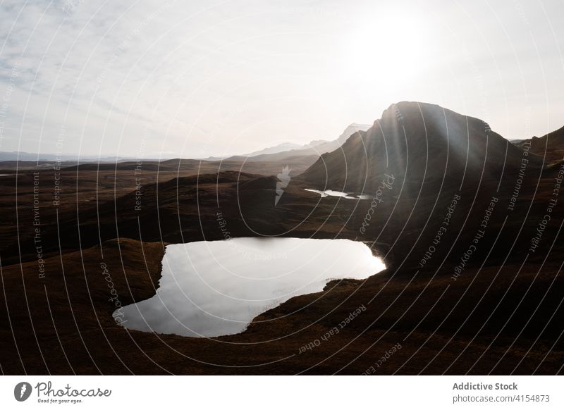 Majestätische Kulisse von Bergen und See am Morgen Berge u. Gebirge Landschaft Hochland Morgendämmerung Sonne atemberaubend Schottisches Hochland Schottland